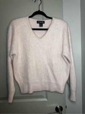 Venesha Blush Pink V-Neck Angora Sweater